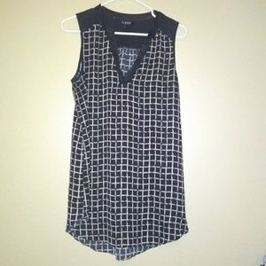 A.Byer Sleeveless work casual blouse size:M